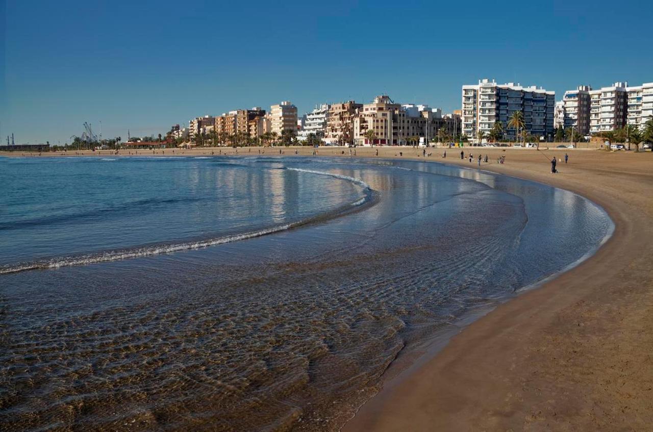 Uim Mediterraneo Poeta 4 Wifi Puerto de Sagunto Exterior photo